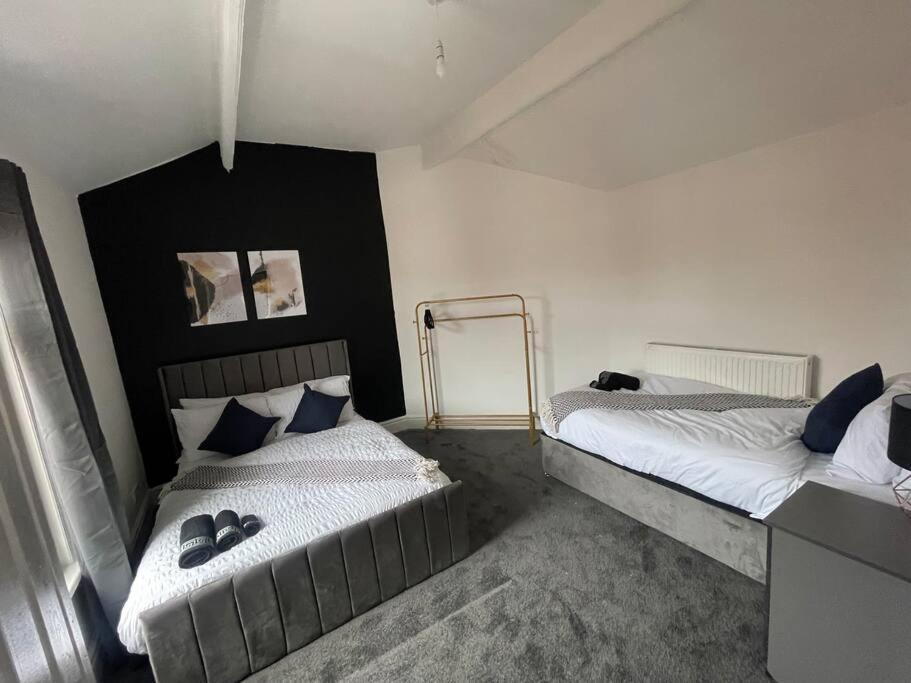 30 Percent Off Weekly Stays - 6 Bedroom House - 11 Beds Blackpool Exterior photo